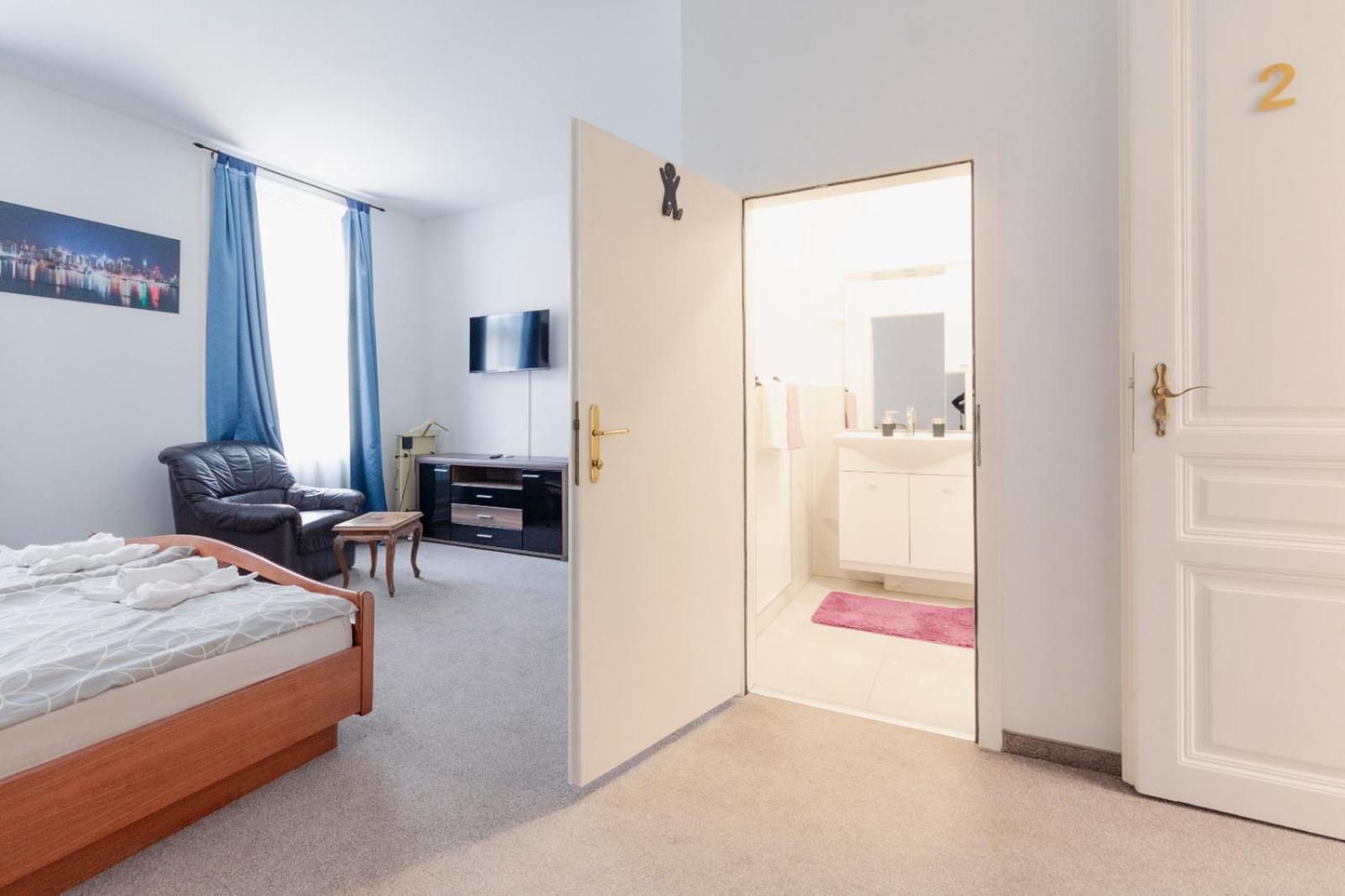Ostarrichi Hotel Виена Екстериор снимка